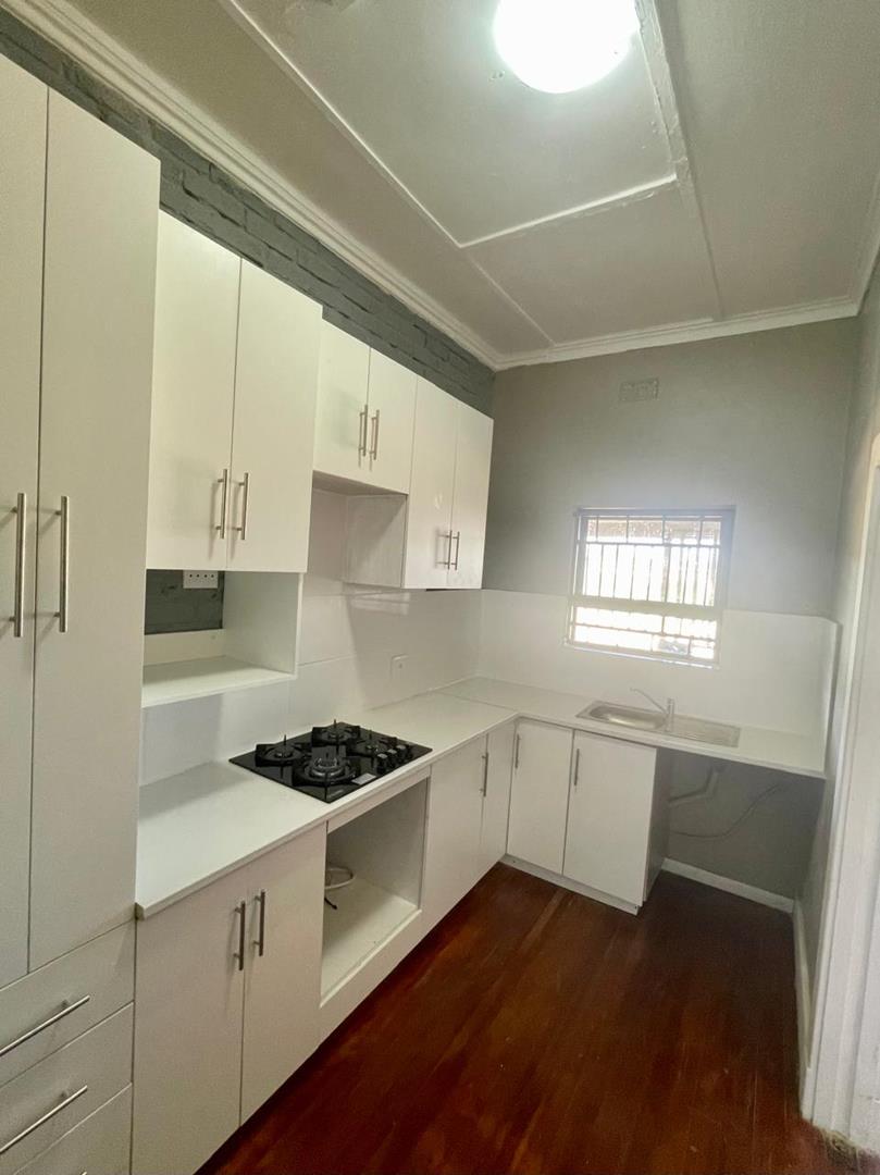 4 Bedroom Property for Sale in Berea Eastern Cape
